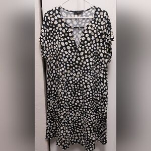 Vibe Sportswear Black Floral Keyhole Swing Dress Size 3X Pockets Knit Boho